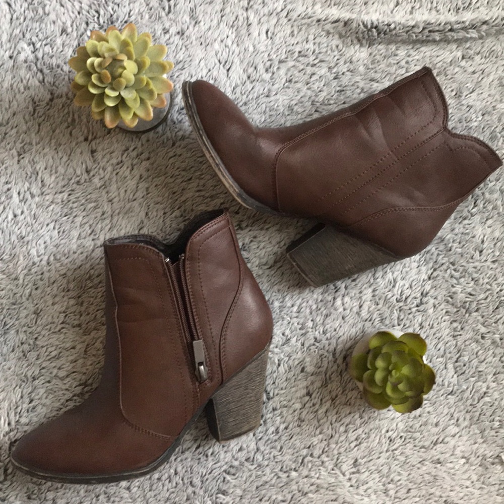 Brown Booties SIZE 8